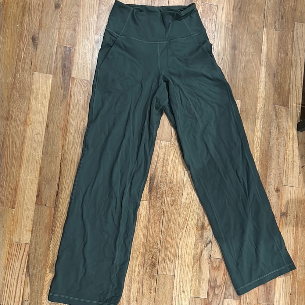 Lululemon Green High-Waisted Yoga Pants
